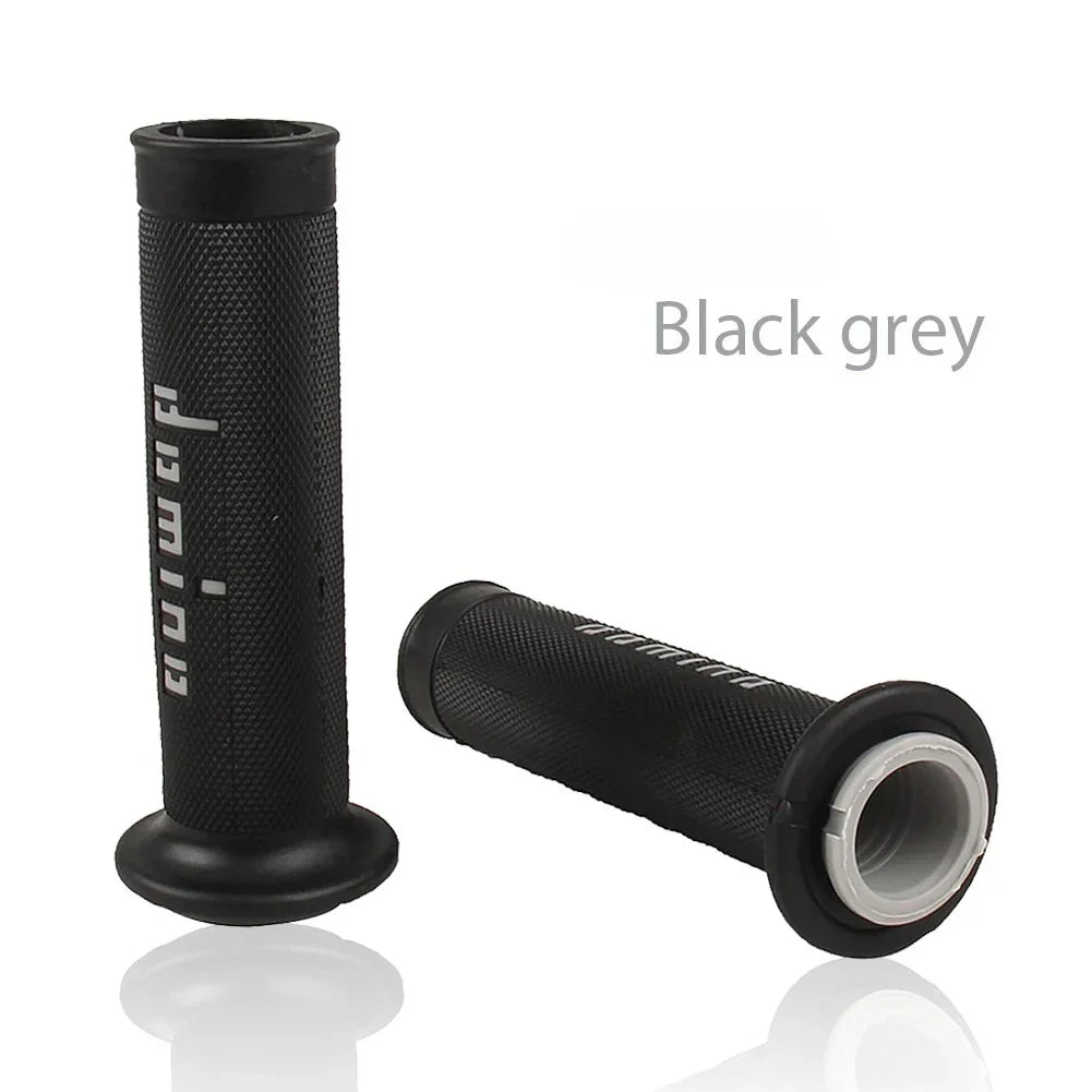 Domino Grips
